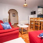 Apartamentos Cudillero קודילרו